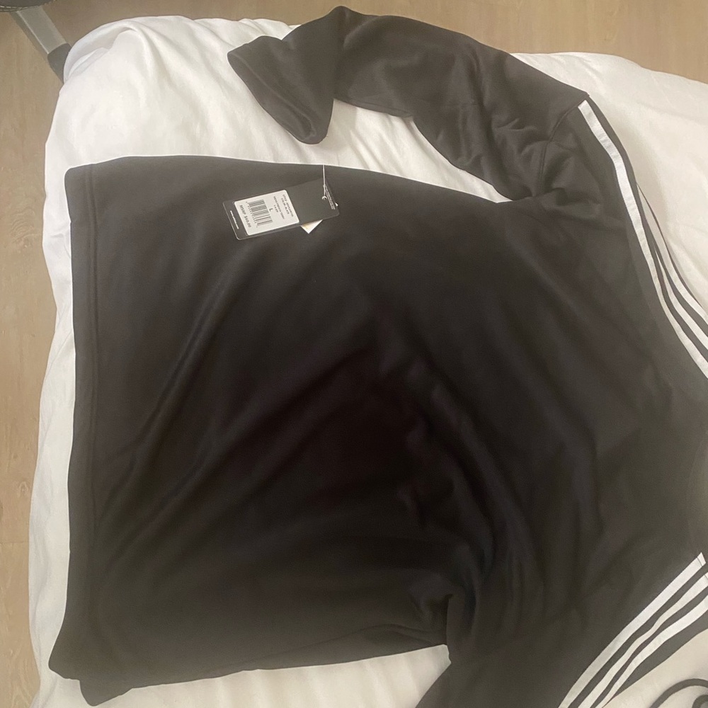 ADIDAS NEW (NEVER USED) Men’s French Terry 1/4 ZIP - Picture 3 of 4